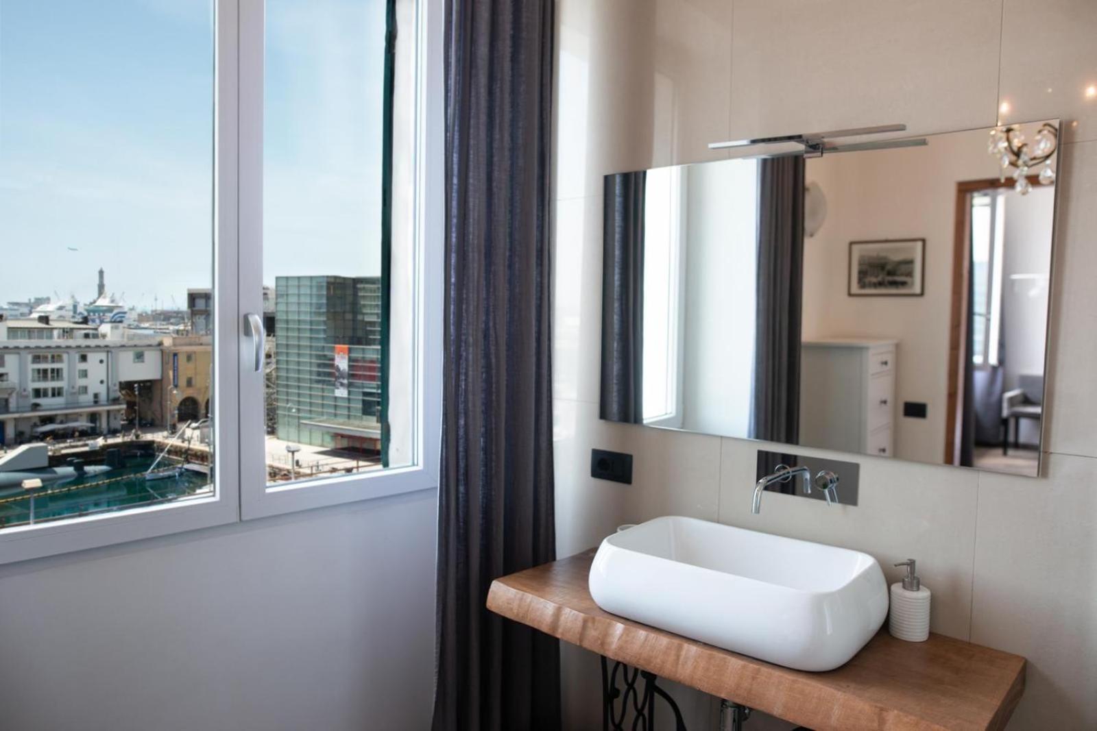 Port View Hotel Genoa Ngoại thất bức ảnh